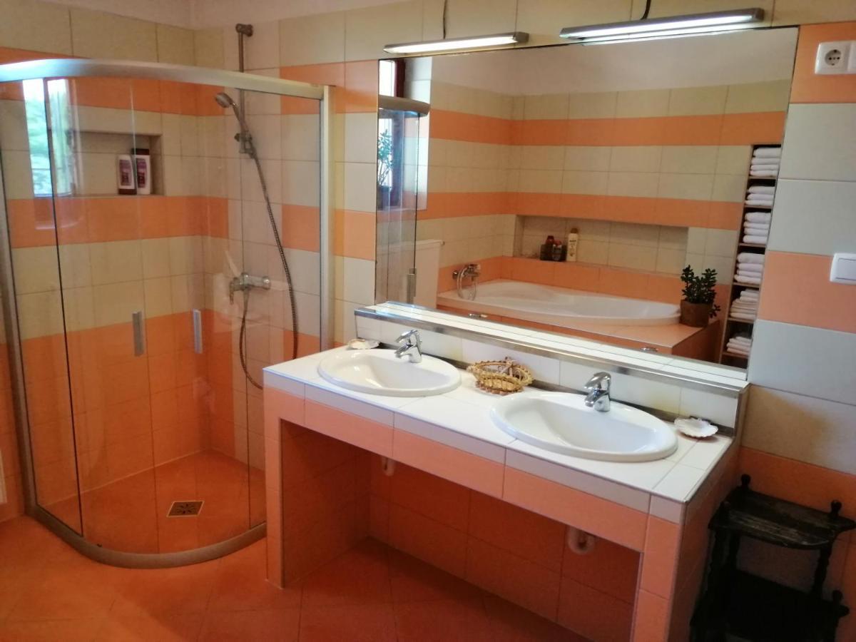 Vízaknai Apartmanház Székesfehérvár Exterior foto